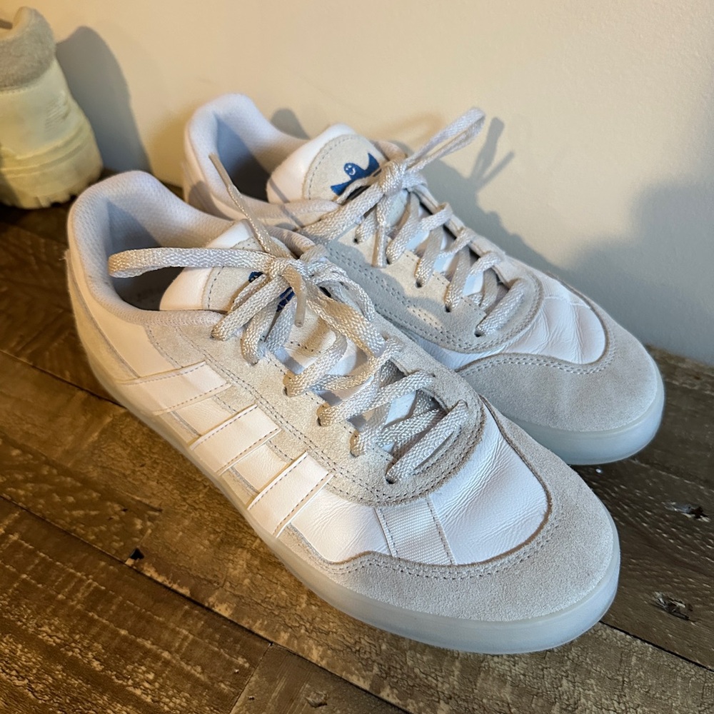 Adidas Gonz Aloha Super- Crystal White Blue